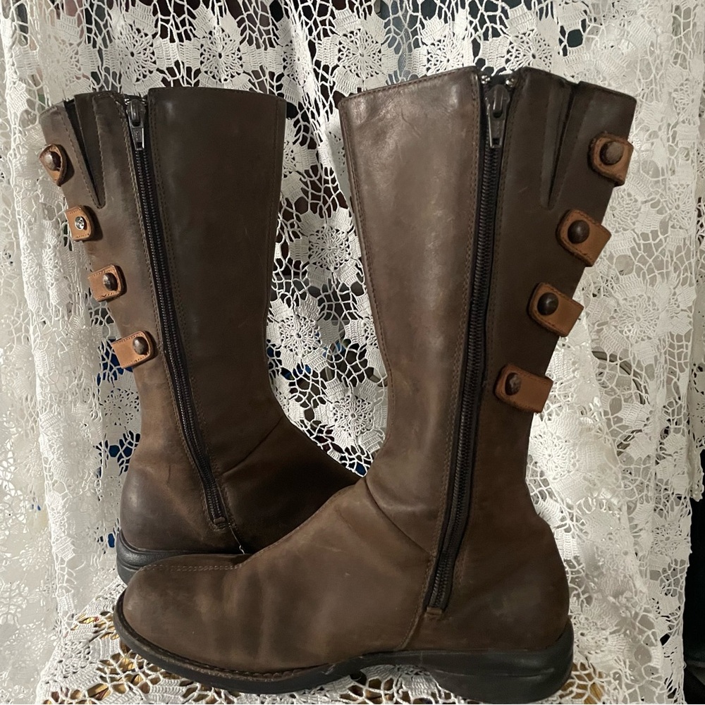 Merrell Women's Captiva Launch 2 Waterproof Boot in Cinnamon Molasses Size 7 - Picture 9 of 13